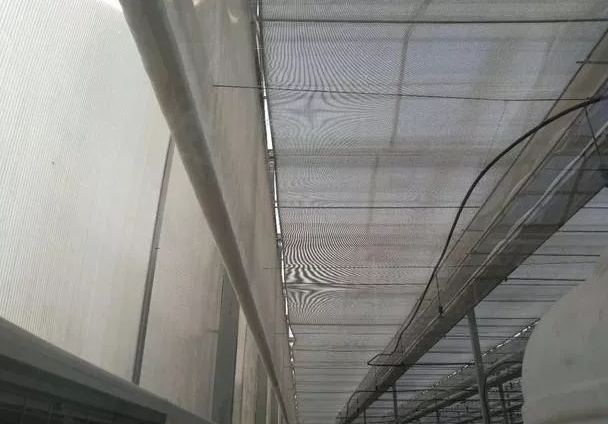 侧面保温被系统